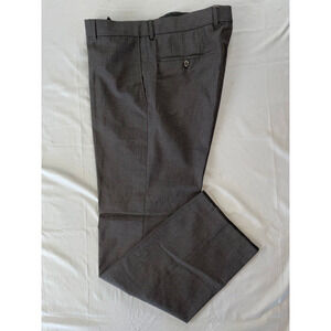 Hugo Boss Bertolucci/Movie Flat Front Stretch Wool Dress Pants. 40R (35X32.5).